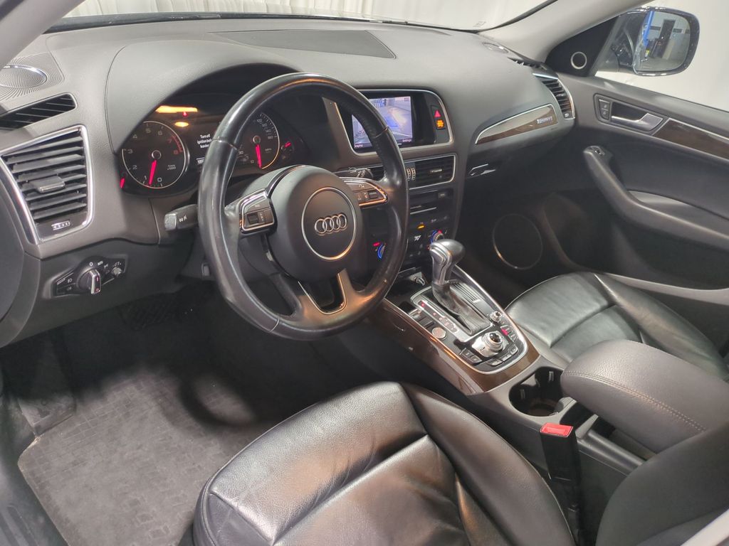 Thumbnail: 2016 Audi Q5 - 2