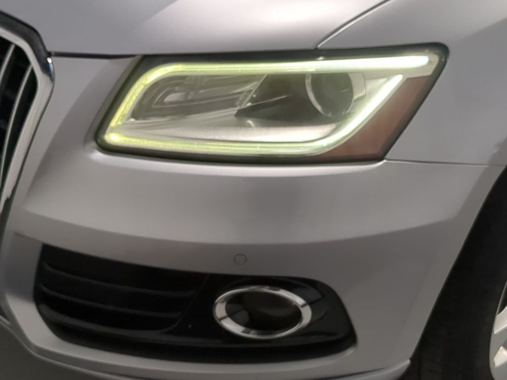 Thumbnail: 2016 Audi Q5 - 31