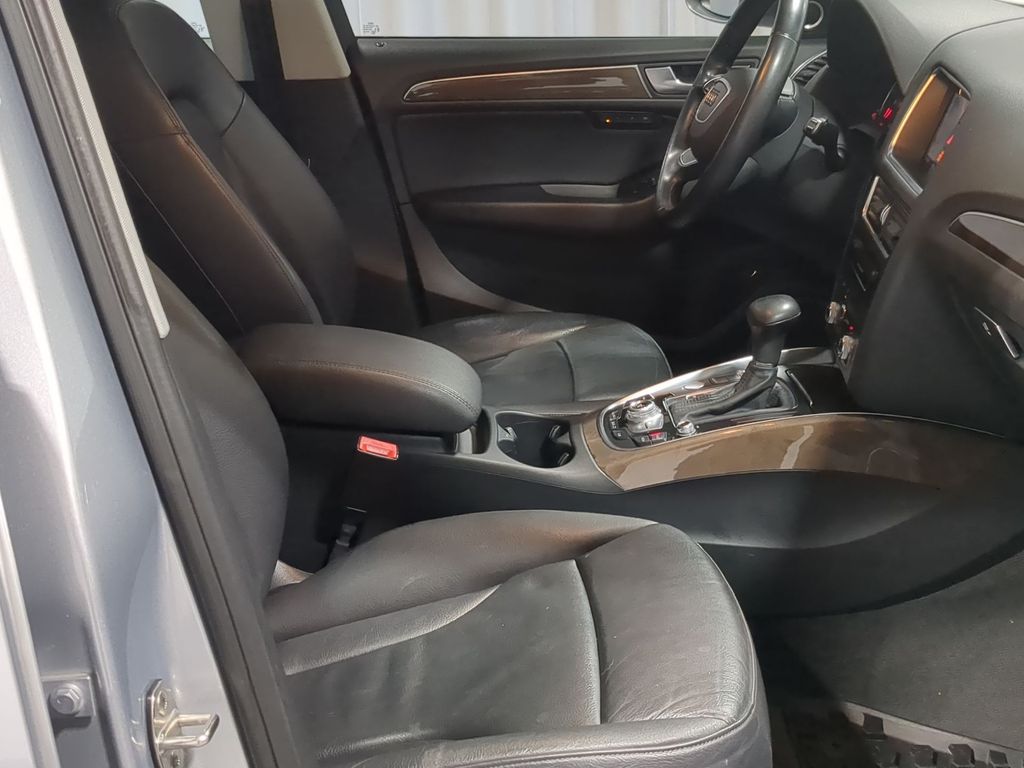 Thumbnail: 2016 Audi Q5 - 11