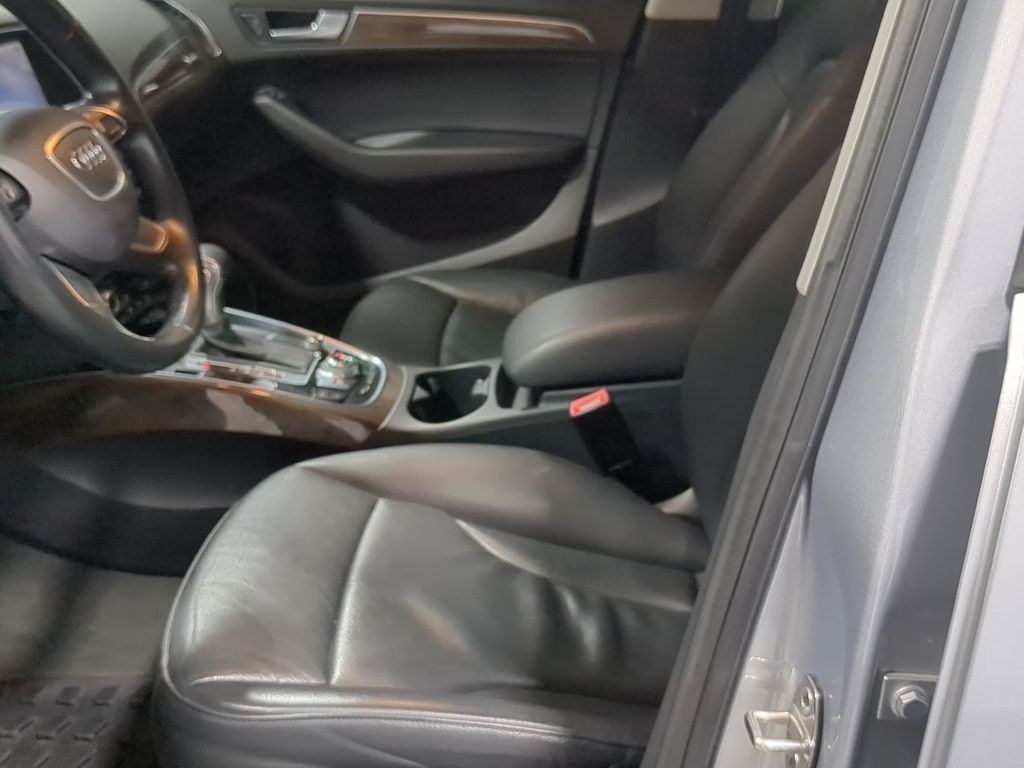 Thumbnail: 2016 Audi Q5 - 10