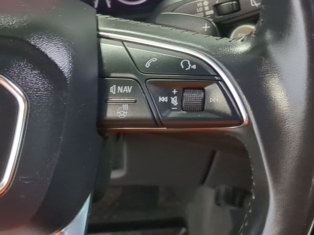 Thumbnail: 2018 Audi Q7 - 30