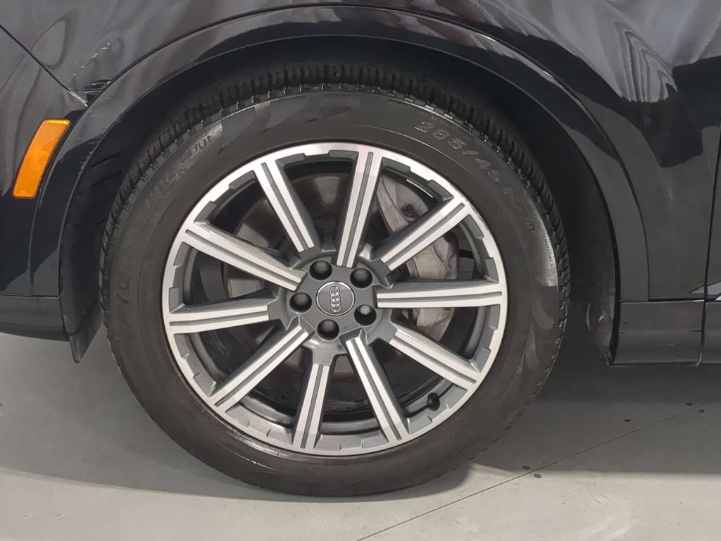 Thumbnail: 2018 Audi Q7 - 8