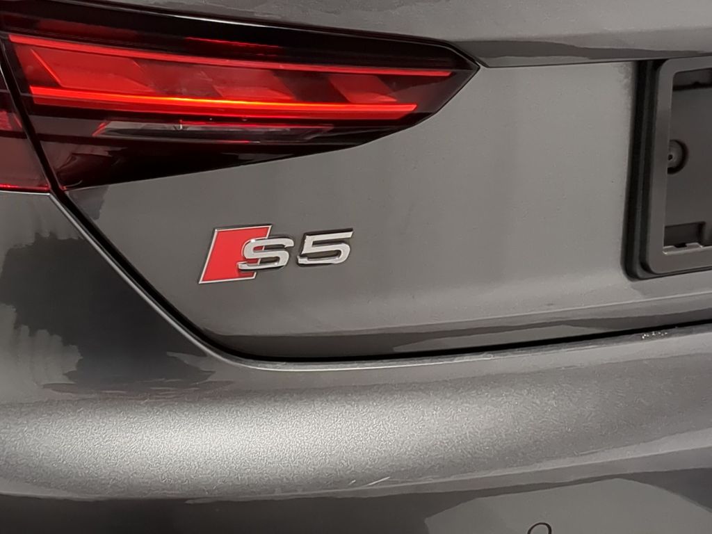 Thumbnail: 2021 Audi S5 - 7