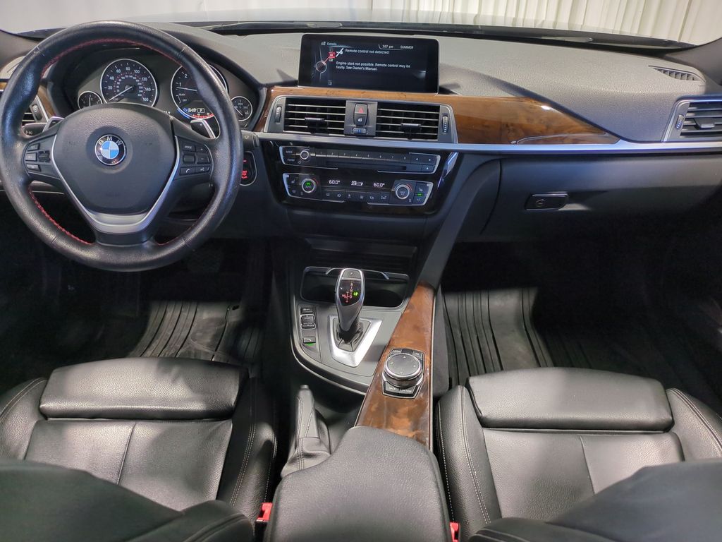 Thumbnail: 2016 BMW 3 Series - 9