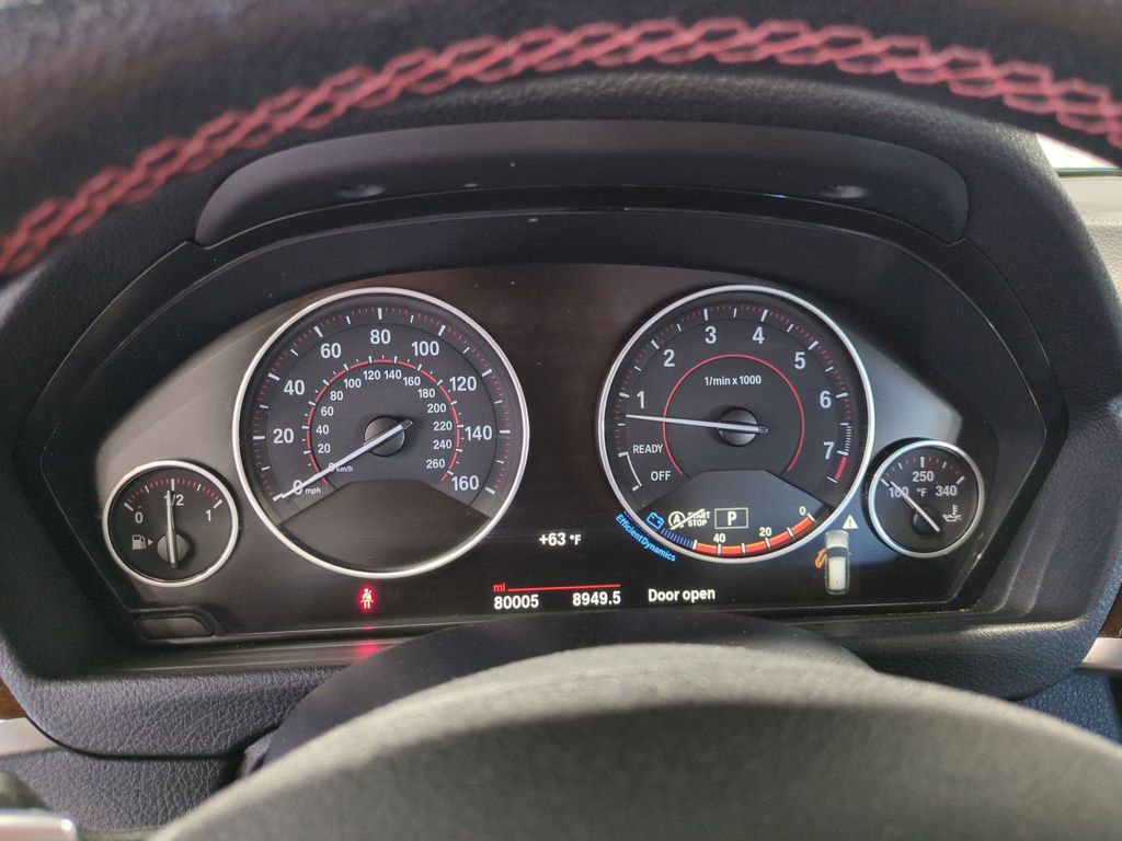 Thumbnail: 2016 BMW 3 Series - 16
