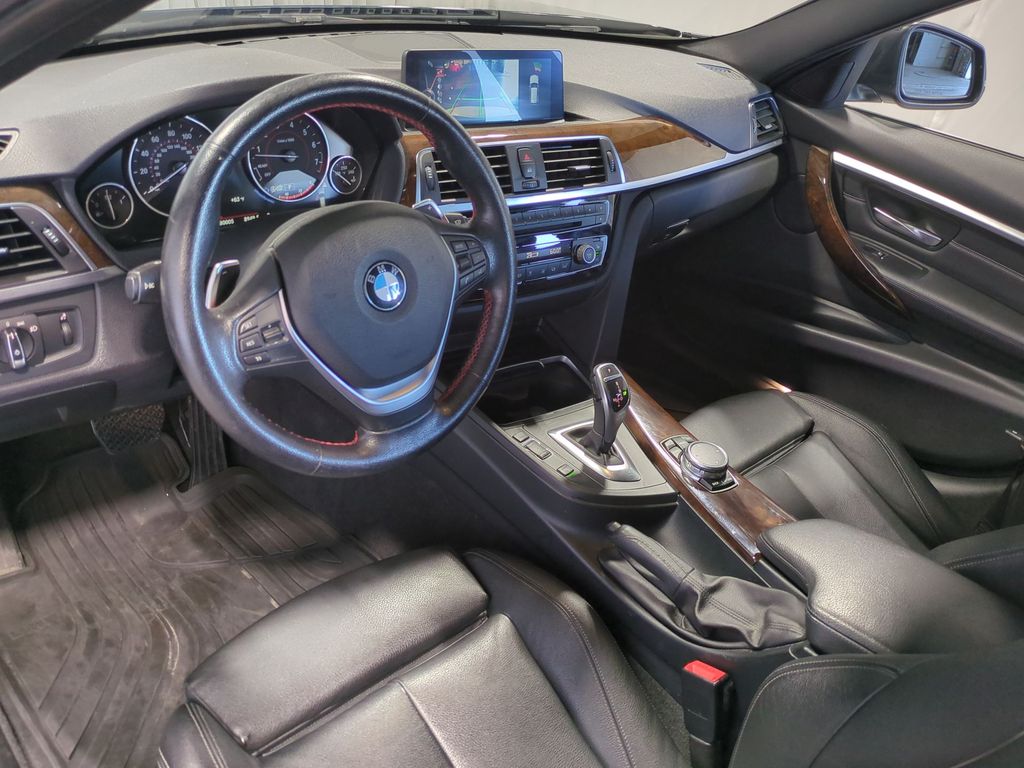 Thumbnail: 2016 BMW 3 Series - 2