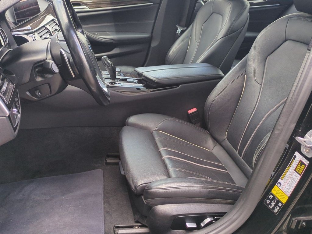 Thumbnail: 2019 BMW 5 Series - 10