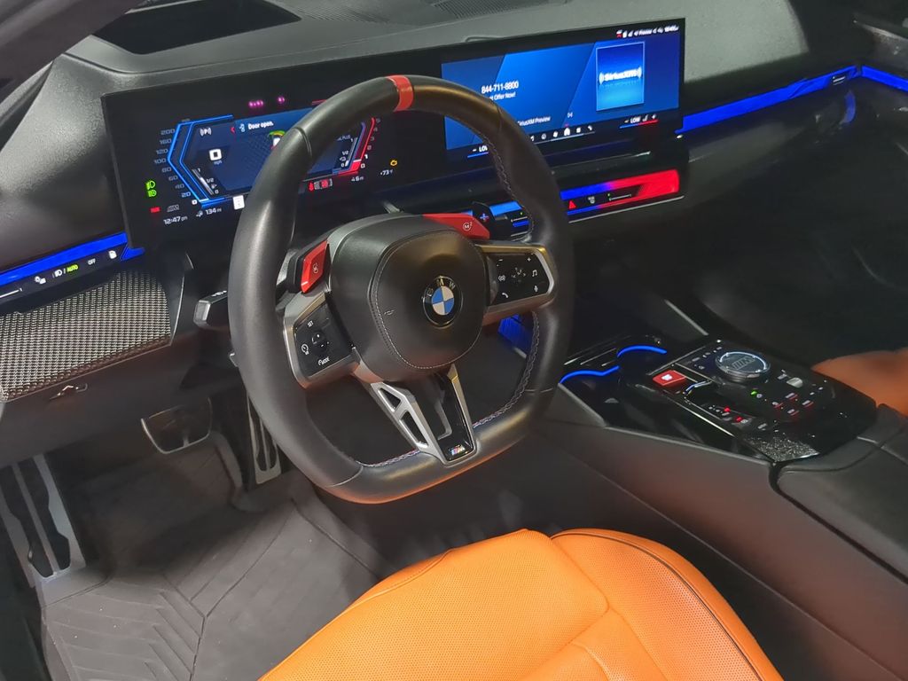 Thumbnail: 2026 BMW M5 - 2