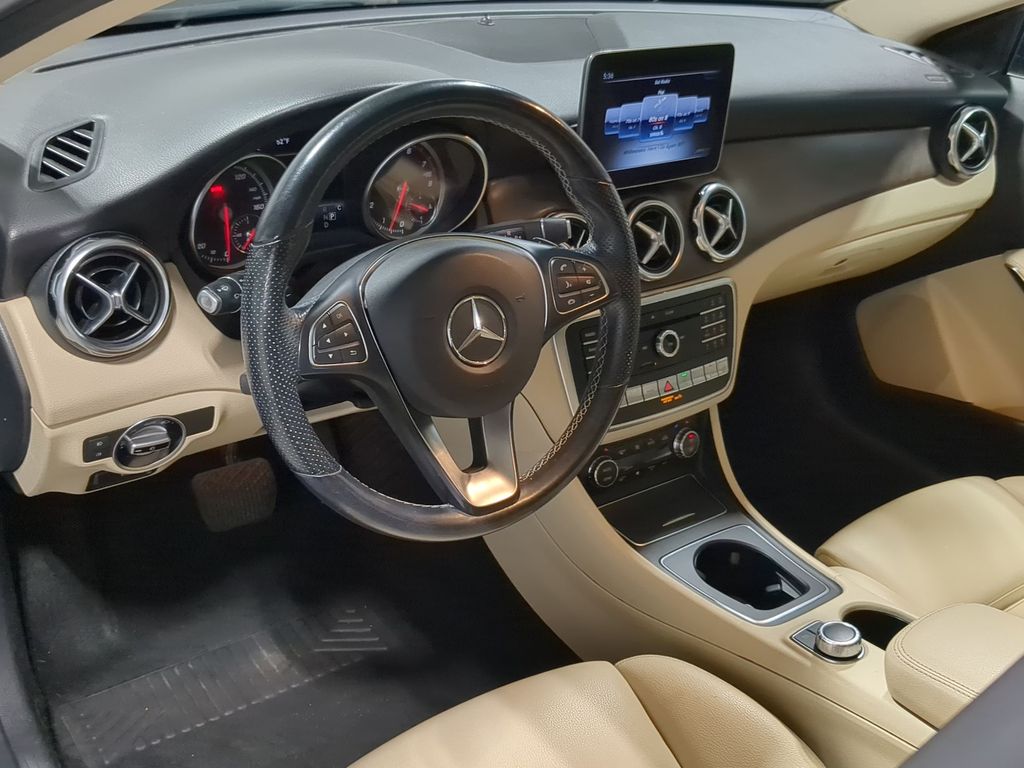 Thumbnail: 2019 Mercedes-Benz GLA - 2