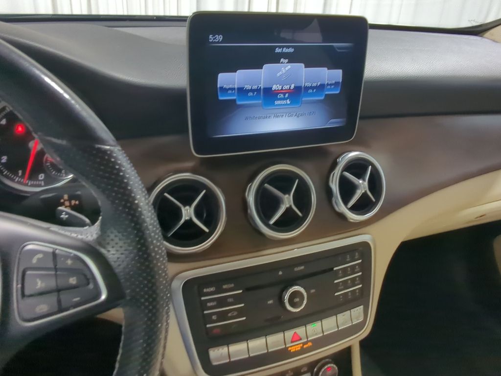 Thumbnail: 2019 Mercedes-Benz GLA - 14