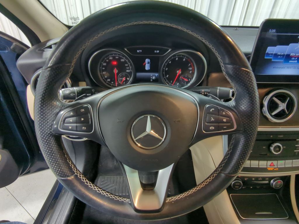 Thumbnail: 2019 Mercedes-Benz GLA - 13