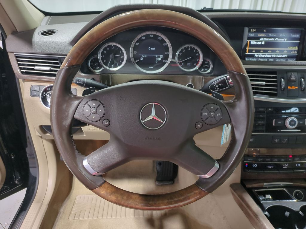 Thumbnail: 2011 Mercedes-Benz E-Class - 13