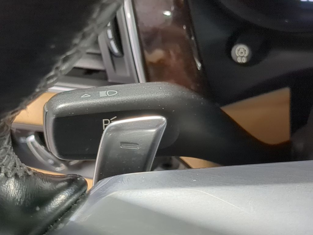 Thumbnail: 2016 Porsche Macan - 39