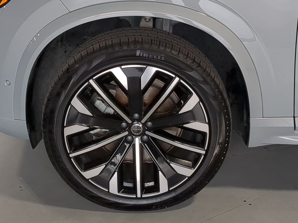 Thumbnail: 2026 Volvo XC90 - 7
