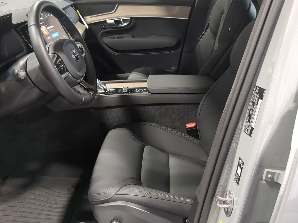 Thumbnail: 2026 Volvo XC90 - 9