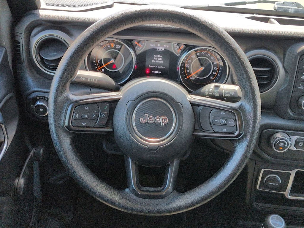 Thumbnail: 2019 Jeep Wrangler - 14