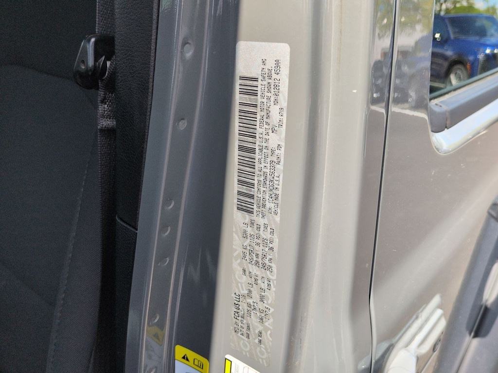 Thumbnail: 2019 Jeep Wrangler - 19