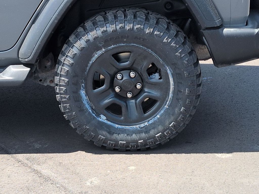Thumbnail: 2019 Jeep Wrangler - 8