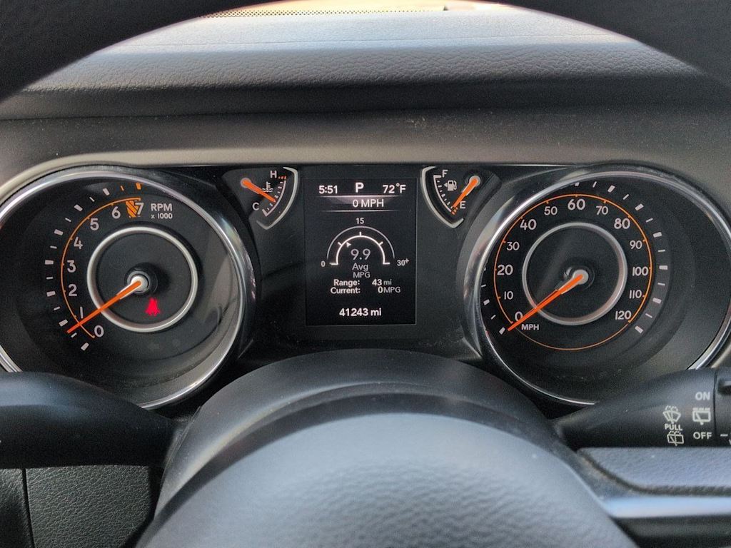 Thumbnail: 2019 Jeep Wrangler - 17