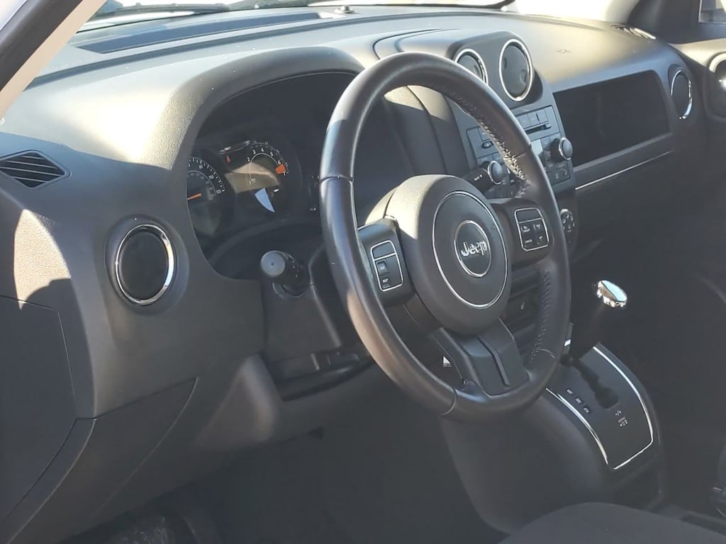 2016 Jeep Patriot Latitude 2