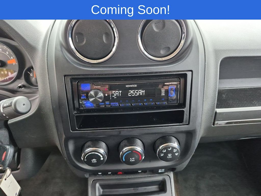 Thumbnail: 2016 Jeep Patriot - 14
