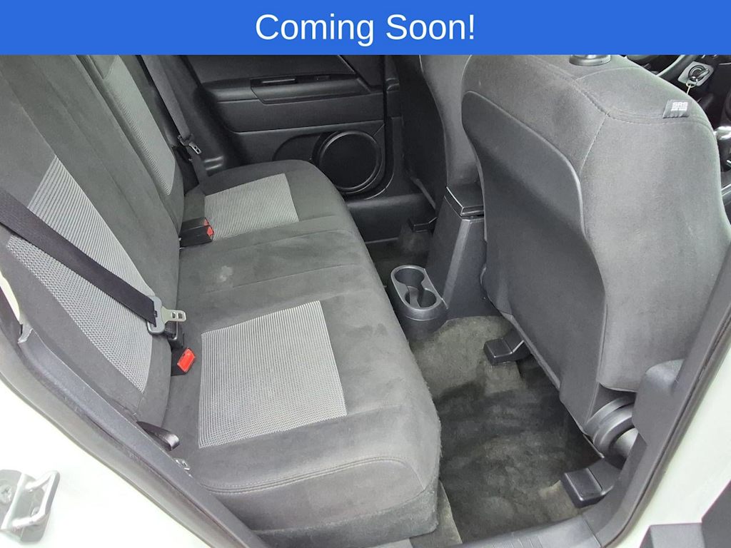 Thumbnail: 2016 Jeep Patriot - 27