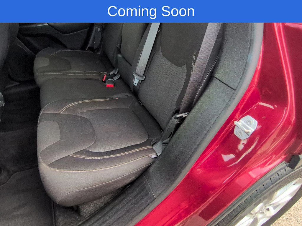 Thumbnail: 2015 Jeep Cherokee - 24