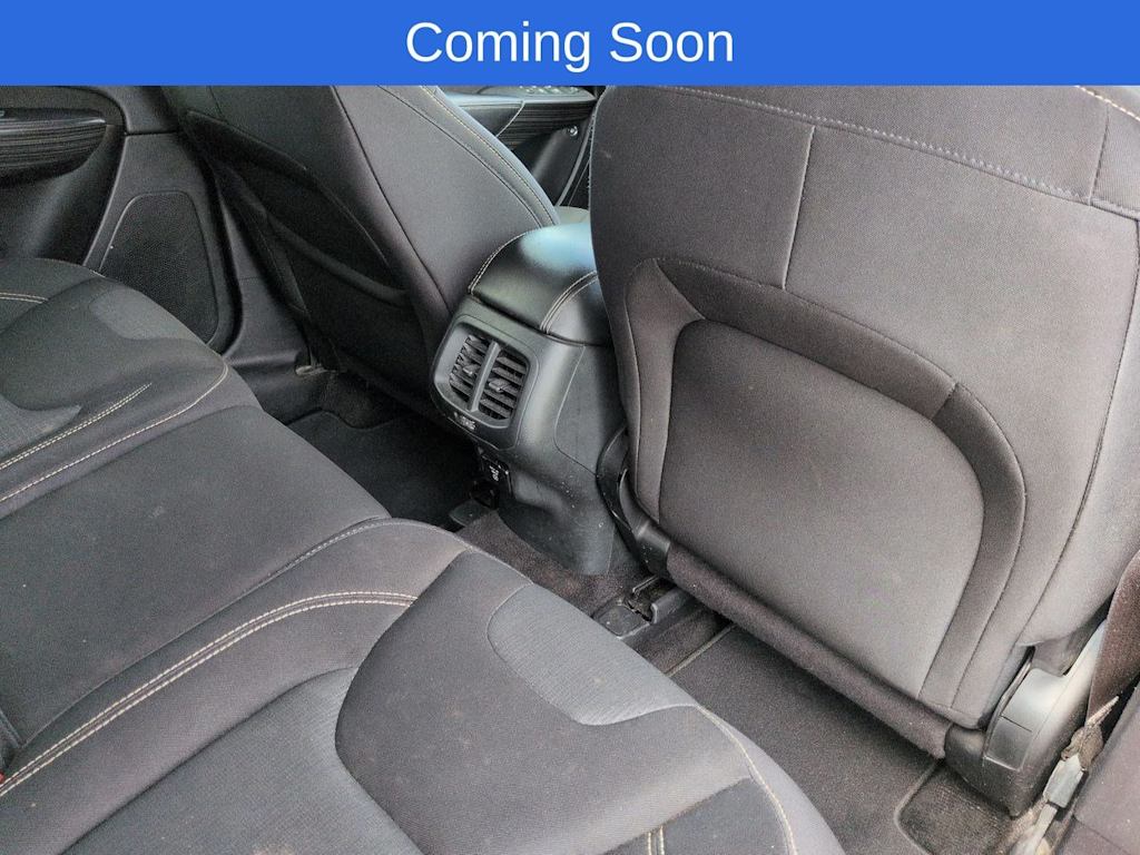 Thumbnail: 2015 Jeep Cherokee - 13