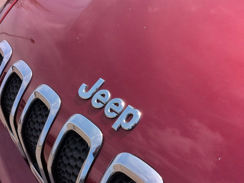 Thumbnail: 2015 Jeep Cherokee - 7
