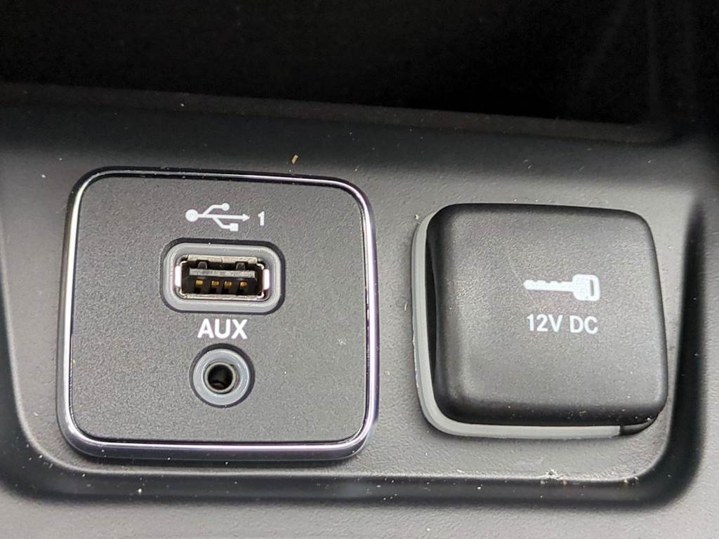 Thumbnail: 2019 Jeep Cherokee - 33