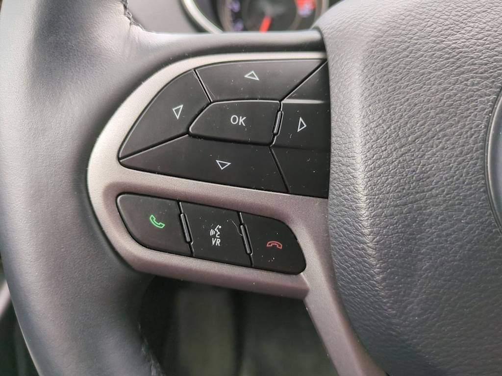 Thumbnail: 2019 Jeep Cherokee - 27