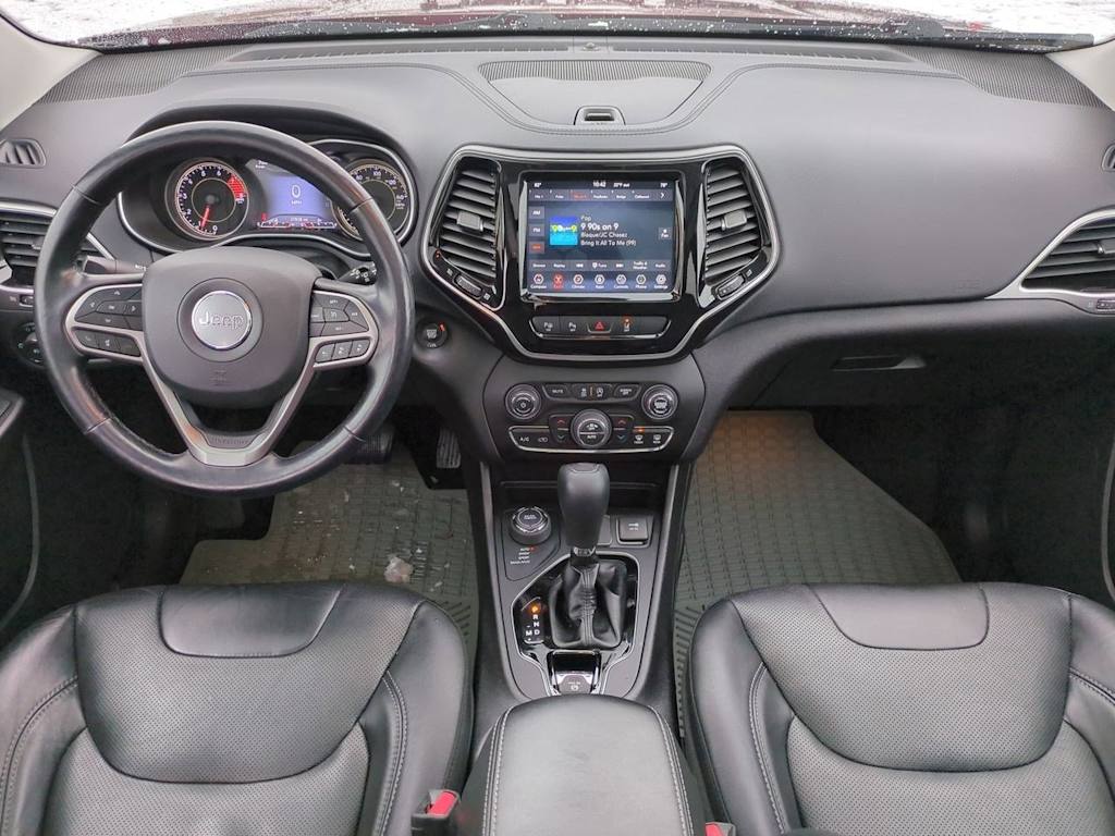 Thumbnail: 2021 Jeep Cherokee - 10