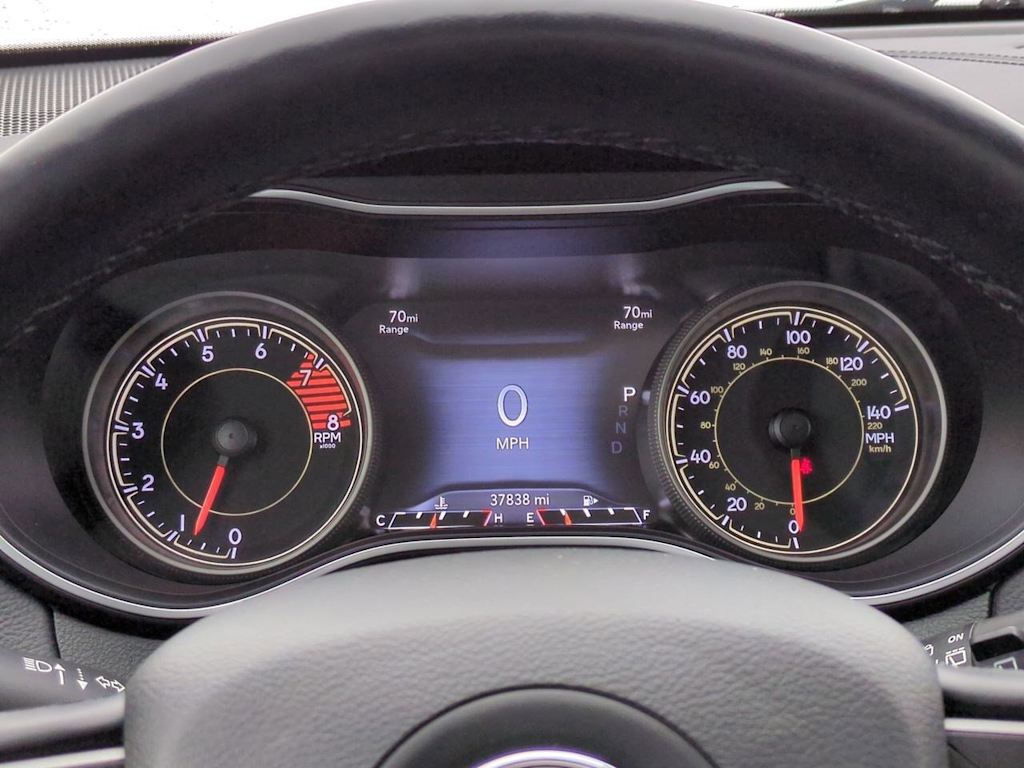 Thumbnail: 2021 Jeep Cherokee - 17