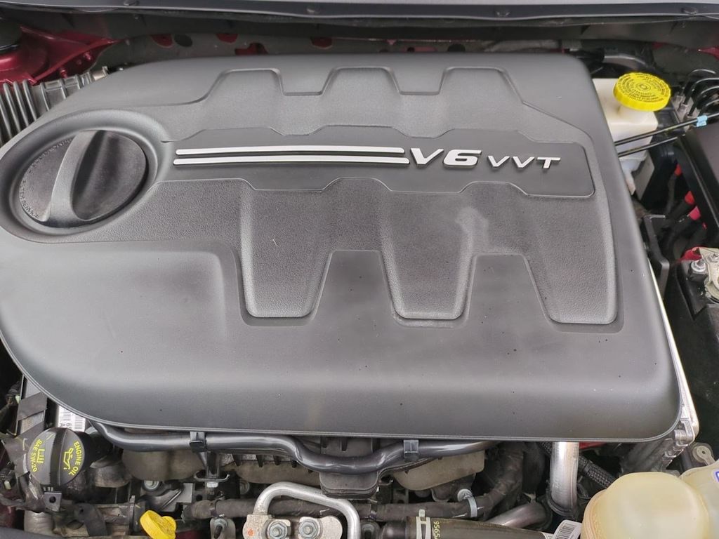 Thumbnail: 2021 Jeep Cherokee - 9