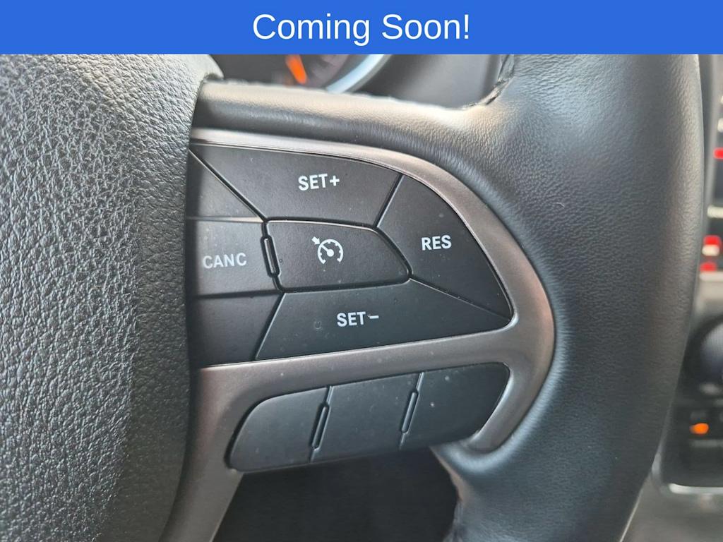 Thumbnail: 2018 Jeep Grand Cherokee - 30