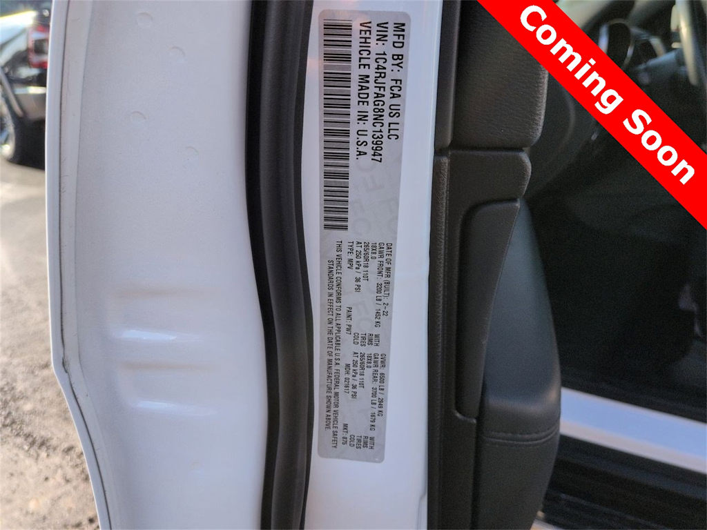 Thumbnail: 2022 Jeep Grand Cherokee - 20