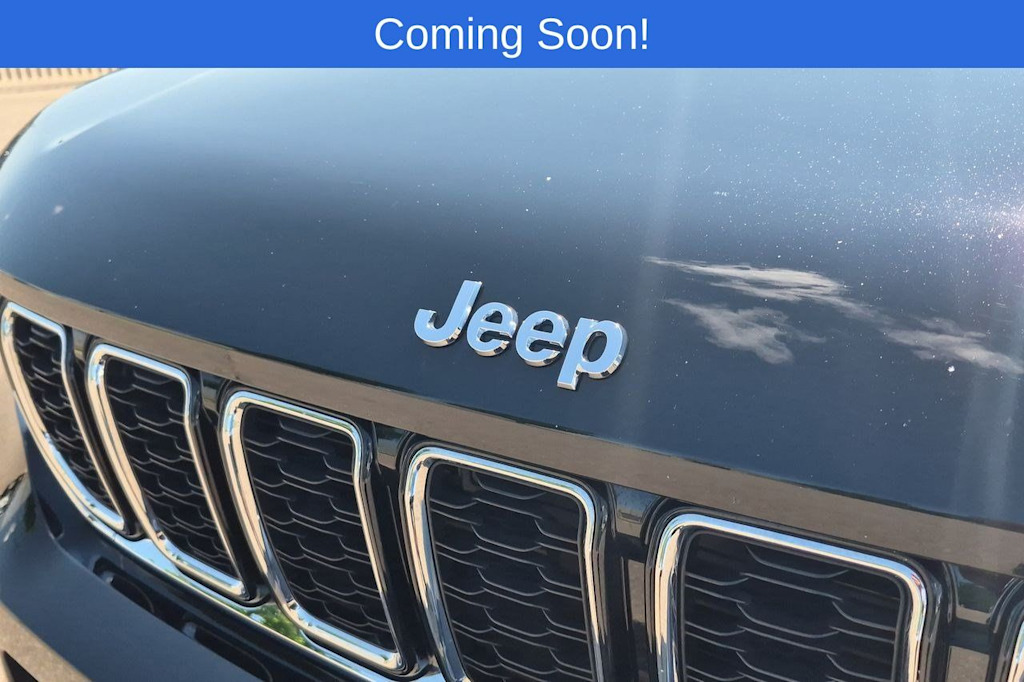 Thumbnail: 2022 Jeep Grand Cherokee L - 23