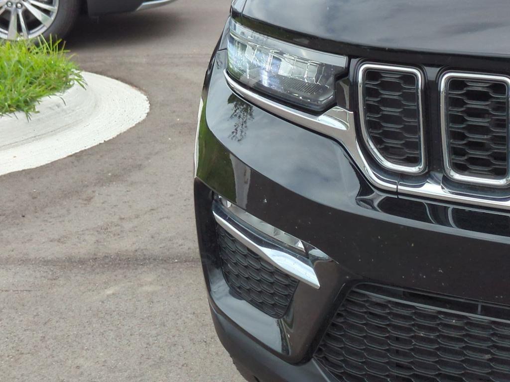 Thumbnail: 2024 Jeep Grand Cherokee - 7