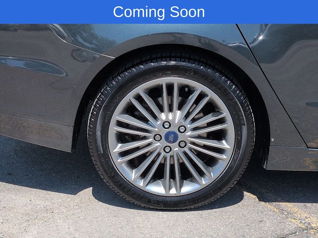 Thumbnail: 2015 Ford Fusion - 8