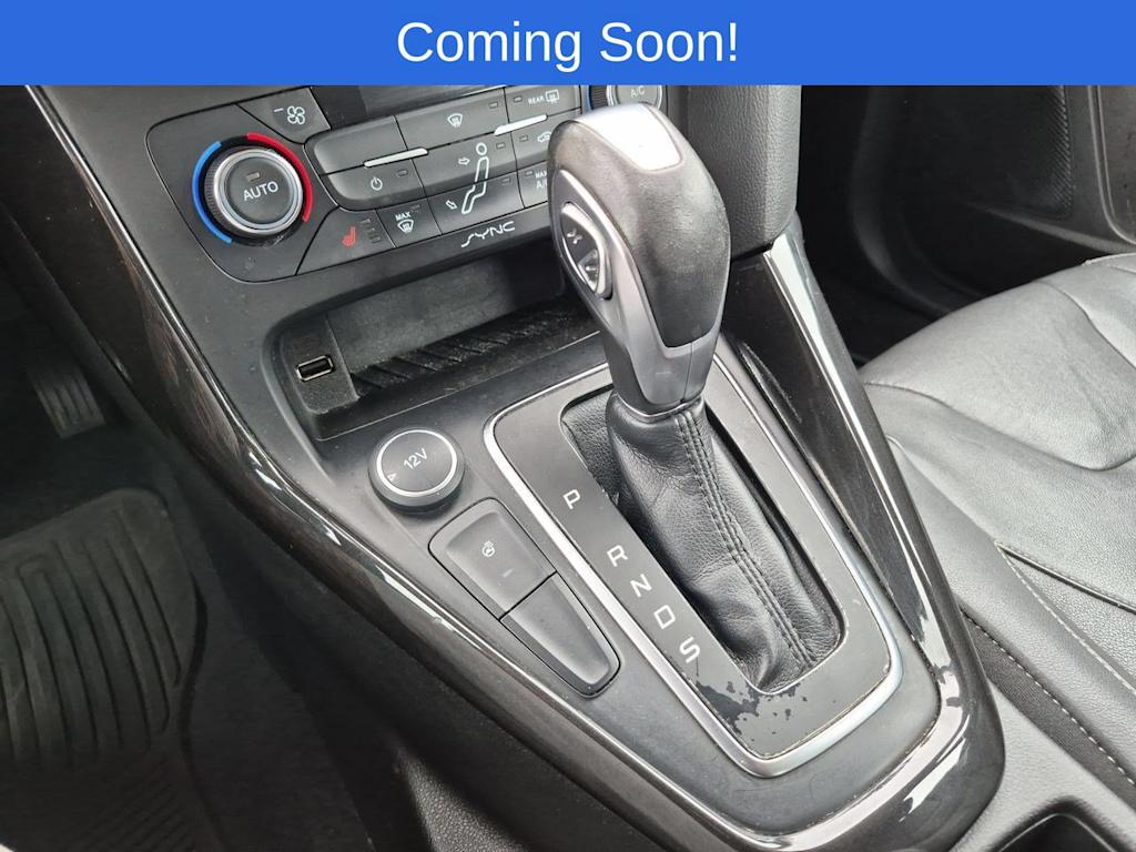 Thumbnail: 2015 Ford Focus - 17
