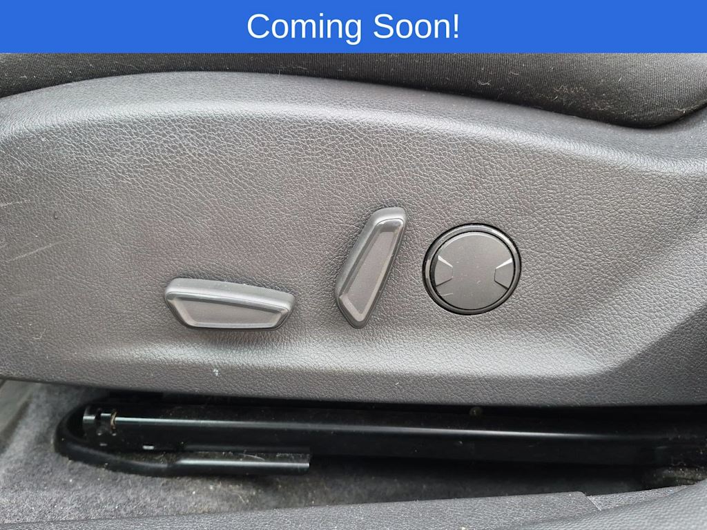 Thumbnail: 2015 Ford Focus - 27