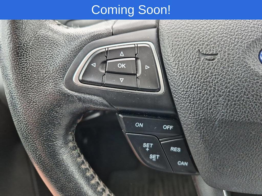 Thumbnail: 2015 Ford Focus - 32