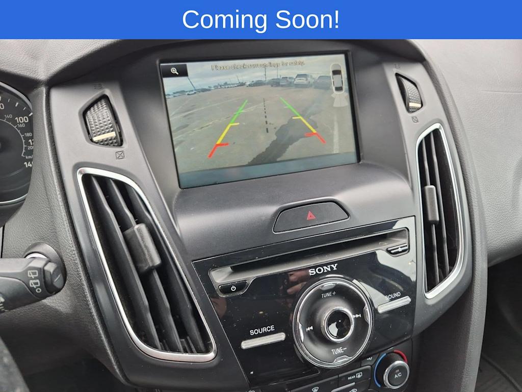 Thumbnail: 2015 Ford Focus - 16