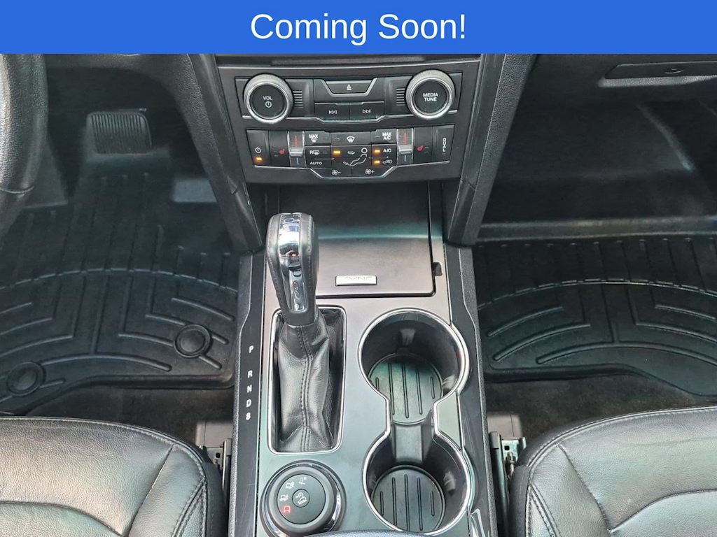 Thumbnail: 2016 Ford Explorer - 15