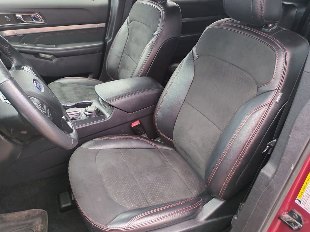 Thumbnail: 2019 Ford Explorer - 10