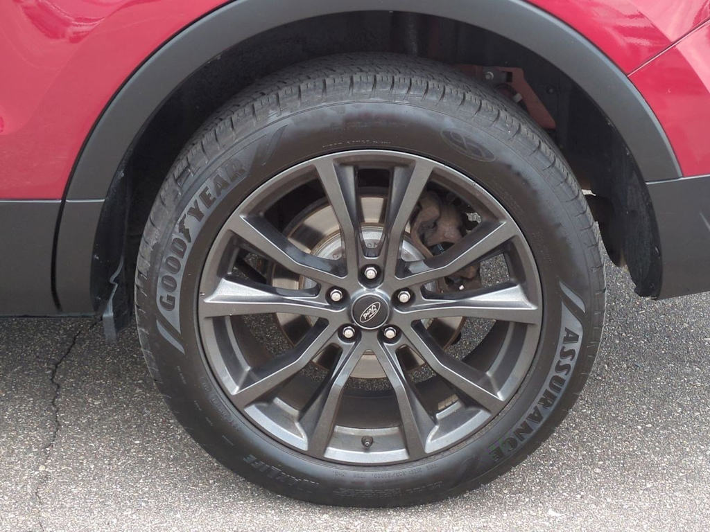 Thumbnail: 2019 Ford Explorer - 8