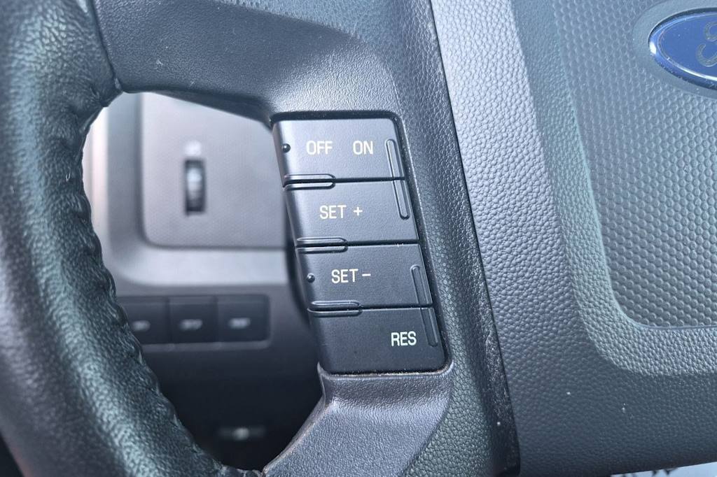 Thumbnail: 2011 Ford Escape - 28
