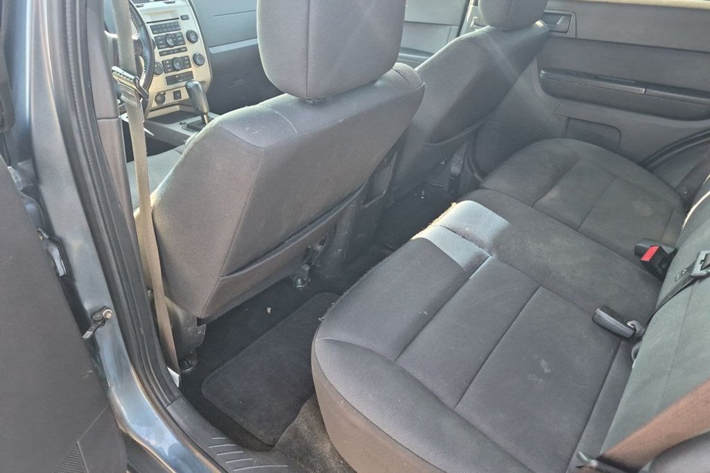 Thumbnail: 2011 Ford Escape - 13