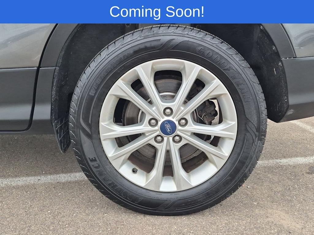 Thumbnail: 2017 Ford Escape - 8