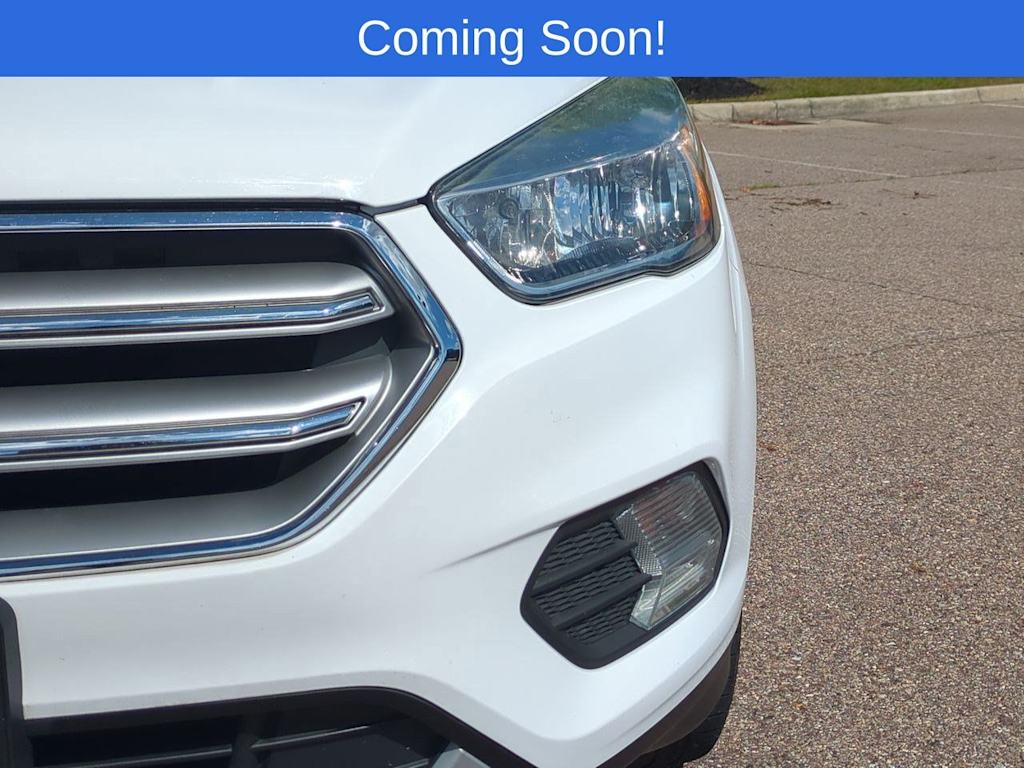 Thumbnail: 2017 Ford Escape - 7